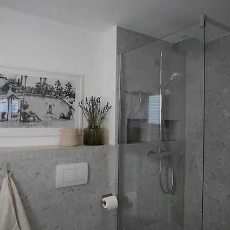 Moderne In Apartment *